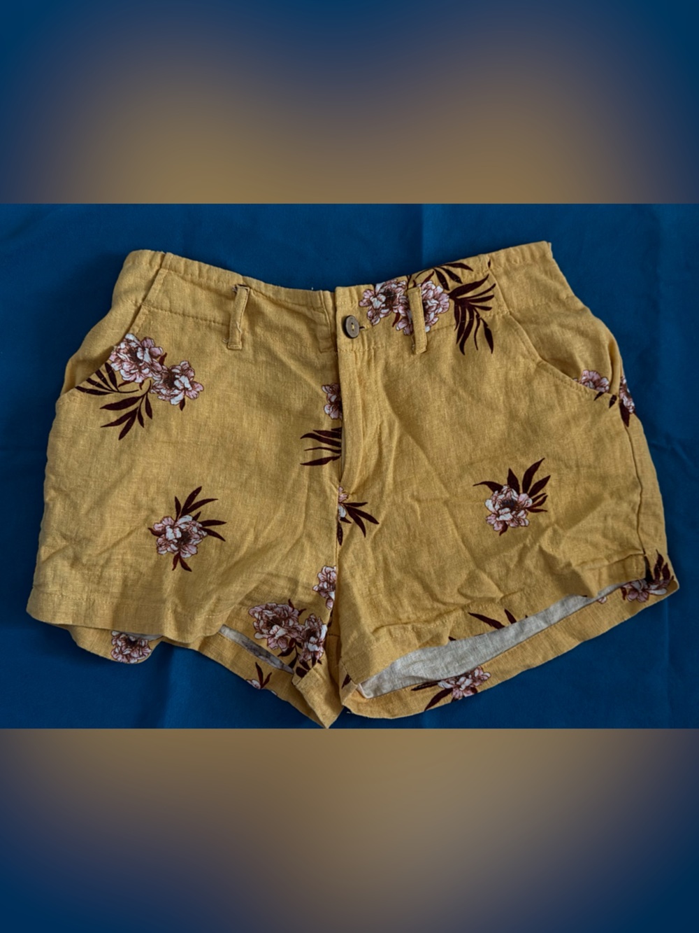 Sky and Sparrow Floral Linen Blend Shorts - Mustard Yellow | Size M